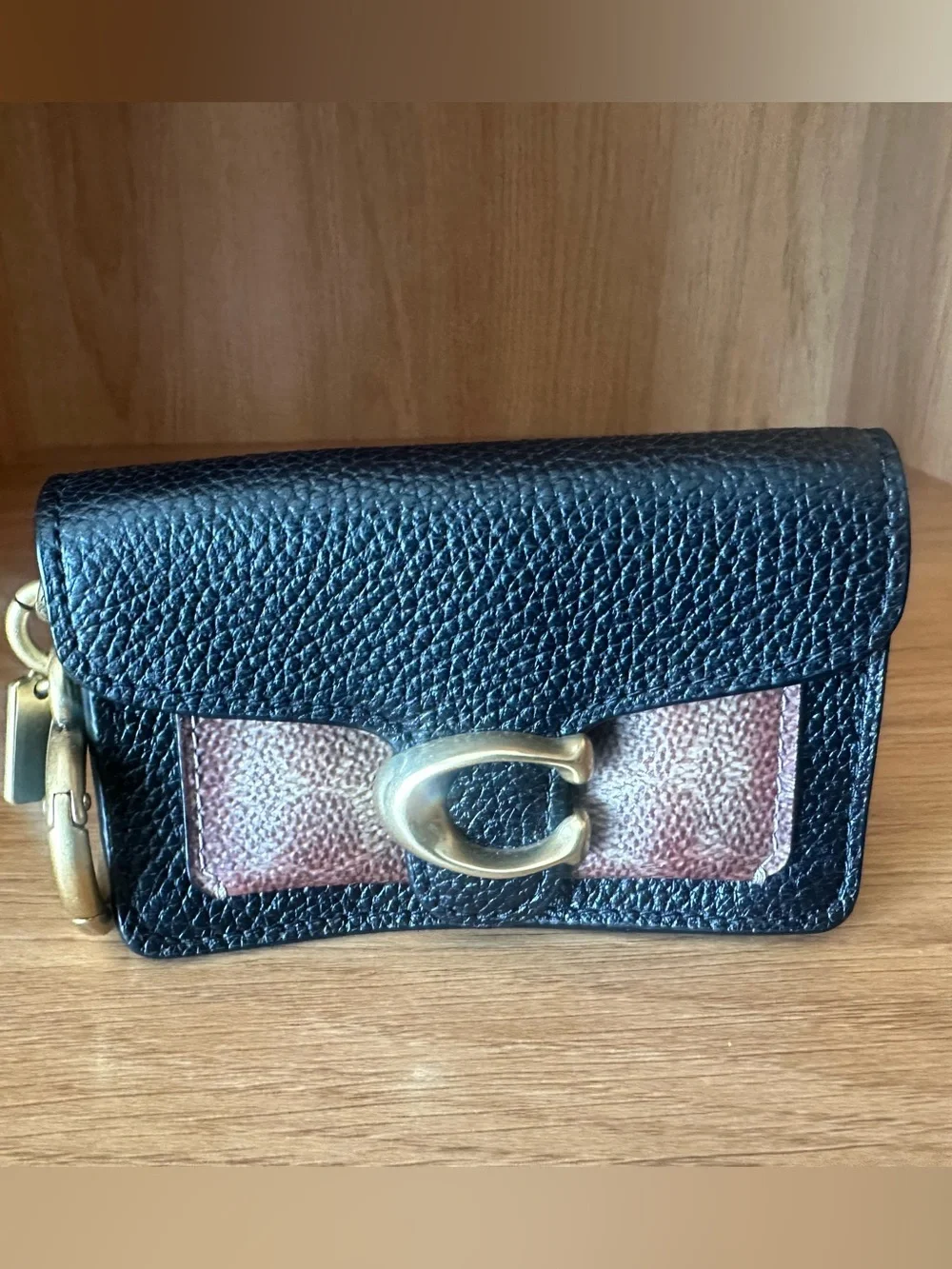 Coach Black Pebbled Leather Wallet with Brown Signature Panel and Gold 'C' Clasp